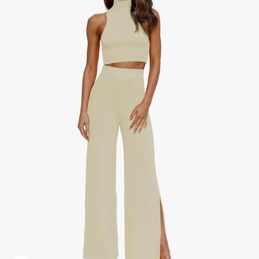 Two piece set